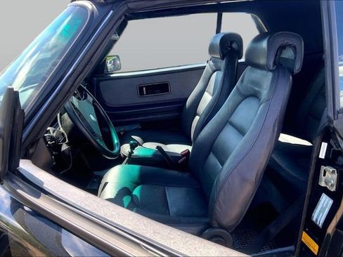 Used 1988 Saab 900 Turbo FWD image 17