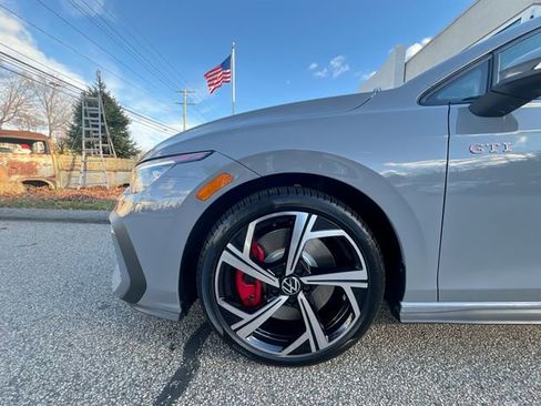 New 2026 Volkswagen GTI SE image 10