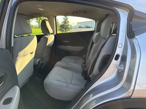 Certified 2022 Honda HR-V LX image 13