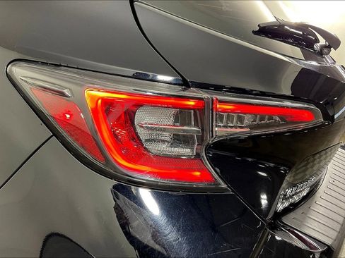 Used 2019 Toyota Corolla SE image 36