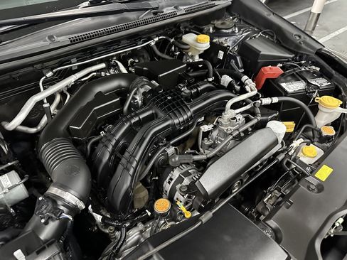 Used 2020 Subaru Crosstrek 2.0i Premium w/ Moonroof Package 1 image 32