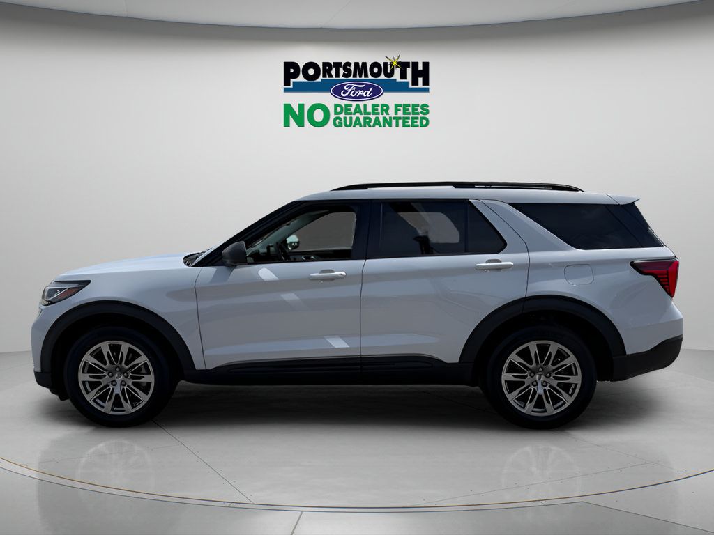 Used 2026 Ford Explorer Active w/ Active Comfort Package AWD/4WD image 2