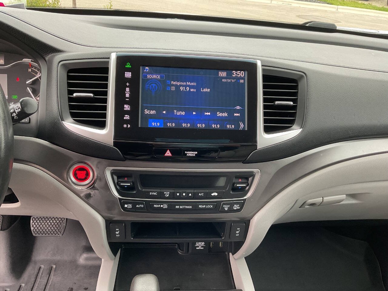 Used 2016 Honda Pilot EX-L image 18
