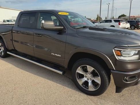 Used 2022 RAM 1500 Laramie AWD/4WD image 2