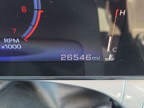 Certified 2025 Chevrolet Trax LT w/ LT Convenience Package FWD image 27