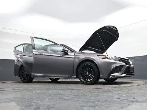 Used 2024 Toyota Camry XSE image 48