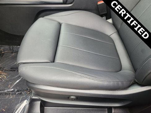 Certified 2025 Mercedes-Benz GLA 250 image 24