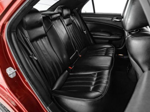 Used 2022 Chrysler 300 S image 34