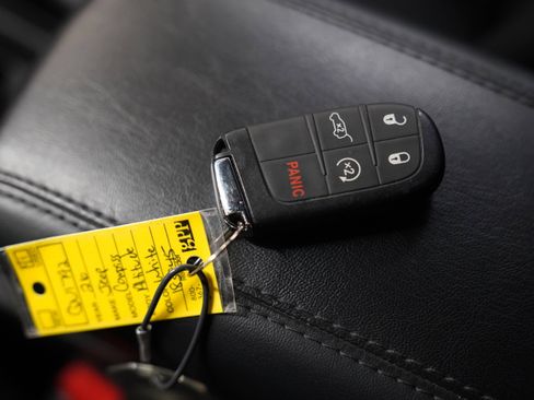Used 2026 Jeep Compass Limited AWD/4WD image 30