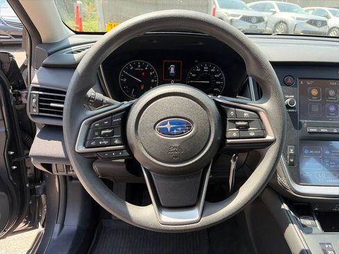 Used 2024 Subaru Outback AWD/4WD image 11