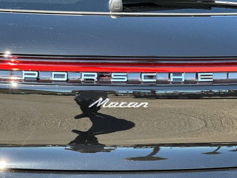 New 2026 Porsche Macan image 39