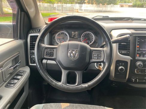 Used 2017 RAM 2500 Big Horn w/ Sport Appearance Group AWD/4WD image 14