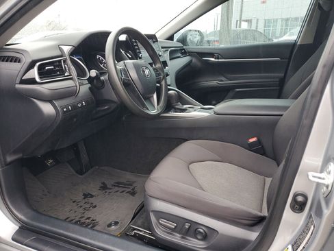 Certified 2022 Toyota Camry LE image 17
