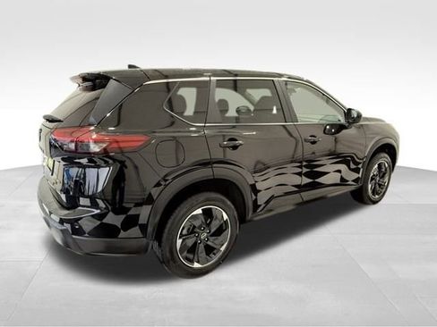 Used 2025 Nissan Rogue SV image 6