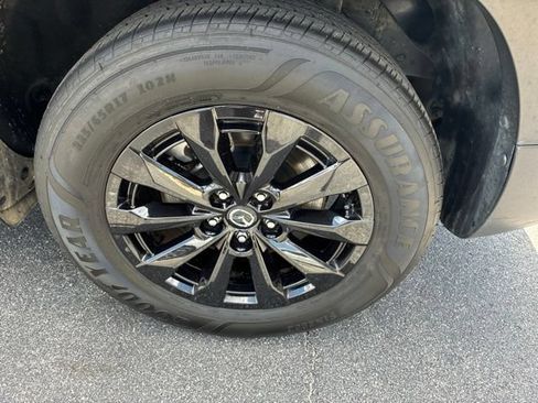 Certified 2025 MAZDA CX-50 AWD 2.5 Hybrid w/ Premium Pkg image 12