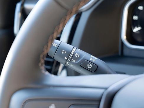 New 2026 GMC Sierra 2500 AT4 w/ AT4 Premium Plus Package image 17