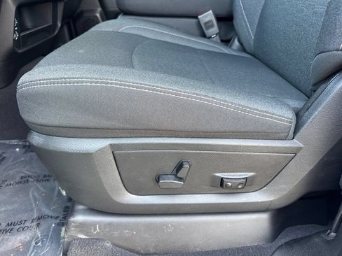 Used 2026 RAM 2500 Big Horn AWD/4WD image 13