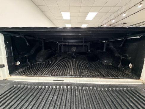 Used 2009 Dodge Ram 1500 Truck SLT RWD image 5