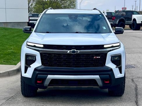 Used 2026 Chevrolet Traverse Z71 w/ Driver Confidence Package AWD/4WD image 8