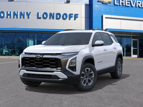 New 2026 Chevrolet Equinox ACTIV w/ Convenience Package III AWD/4WD image 6