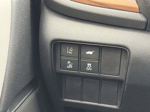 Used 2021 Honda CR-V Touring image 27