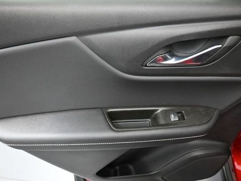 Used 2024 Chevrolet Blazer LT w/ LPO, Black Grille Bar Package FWD image 19