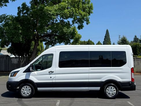 Used 2024 Ford Transit 350 XLT RWD image 2