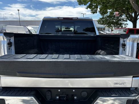 Used 2020 GMC Sierra 1500 SLT AWD/4WD image 34