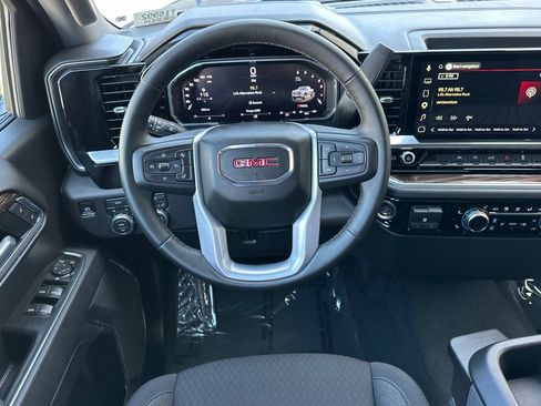 Certified 2026 GMC Sierra 1500 Elevation AWD/4WD image 17