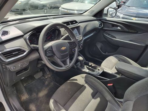 Used 2023 Chevrolet TrailBlazer LT AWD/4WD image 10