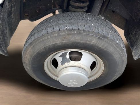 Used 2018 RAM 3500 Tradesman image 9