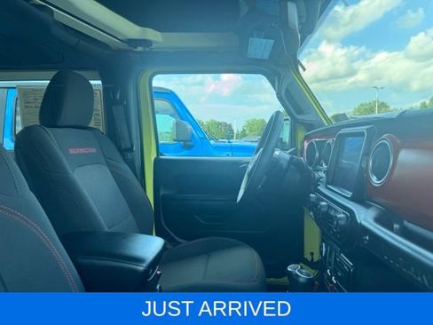 Used 2023 Jeep Wrangler Rubicon w/ Cold Weather Group AWD/4WD image 12