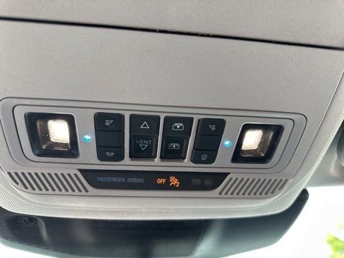 Used 2021 Ford Explorer Limited w/ Equipment Group 301A image 11