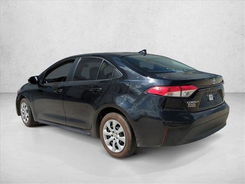 Certified 2023 Toyota Corolla LE image 7