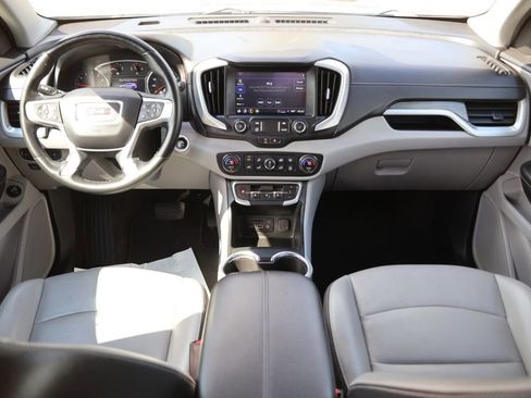 Used 2024 GMC Terrain SLT image 7