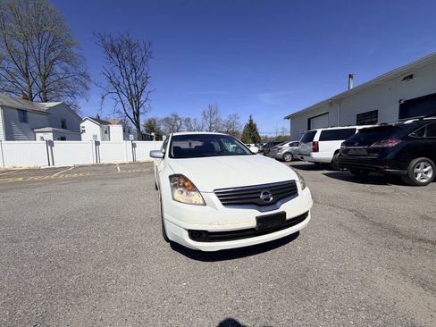 Used 2007 Nissan Altima Hybrid Sedan w/ Convenience Pkg image 4