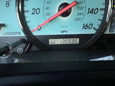 Used 2004 Toyota Solara SE Sport FWD image 8