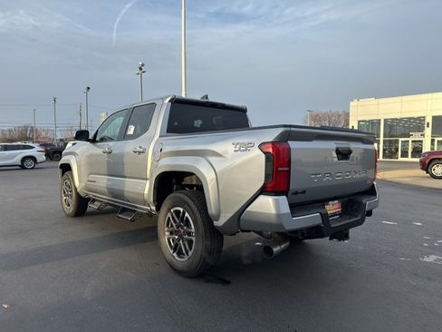 New 2026 Toyota Tacoma TRD Sport image 5