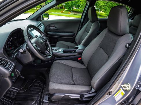 Used 2019 Honda HR-V Sport image 36