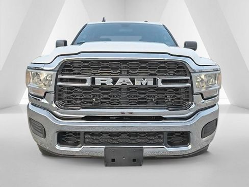 Used 2022 RAM 2500 Tradesman AWD/4WD image 2