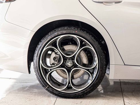 New 2025 Alfa Romeo Giulia AWD w/ Driving Assist Package image 11