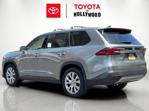 New 2026 Toyota Grand Highlander AWD Hybrid image 6