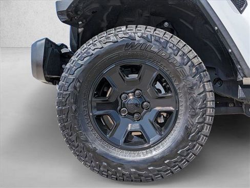 Used 2023 Jeep Gladiator Mojave w/ Trailer Tow Package image 24