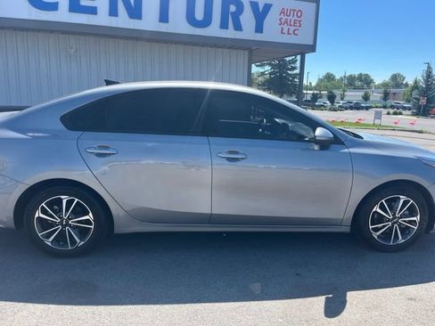 Used 2023 Kia Forte LXS FWD image 20