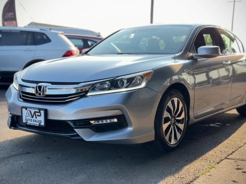 Used 2017 Honda Accord EX-L image 5