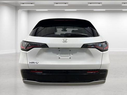 New 2026 Honda HR-V EX-L image 4