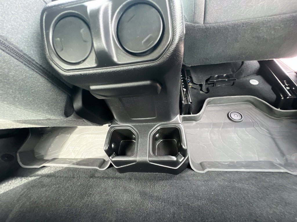 Used 2025 Jeep Wrangler Sport AWD/4WD image 24