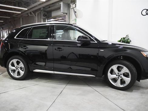 Certified 2025 Audi Q5 2.0T Premium Plus image 35