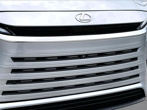 Used 2025 Lexus TX 350 AWD w/ Technology Package image 29