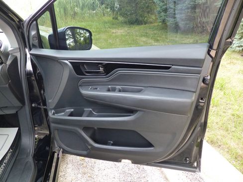 Used 2024 Honda Odyssey Elite image 54